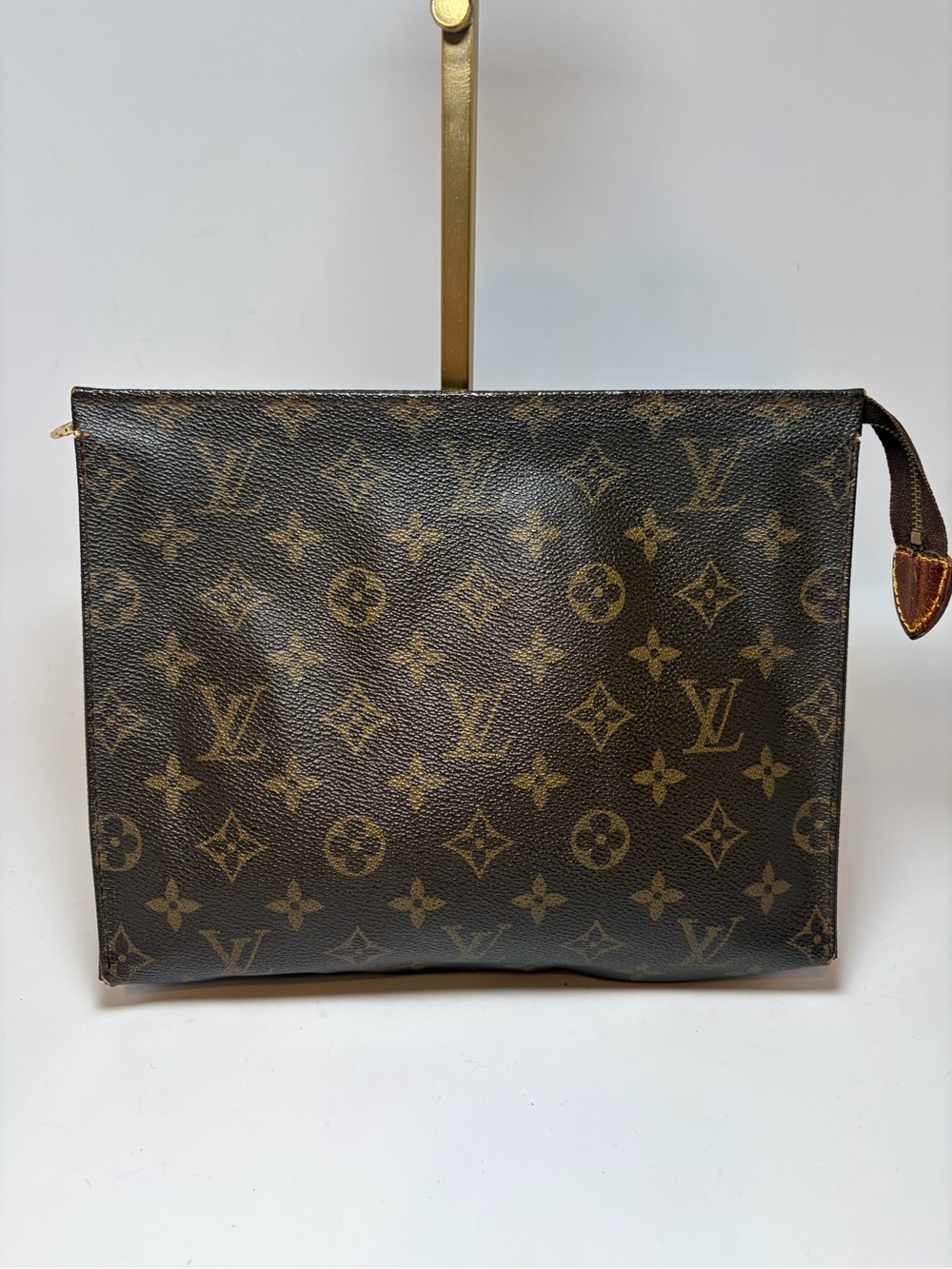 Louis Vuitton Toiletry Pouch 26 Monogram